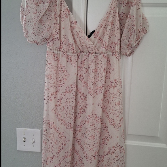Slate & Willow for Revolve Pink Blush Whimisic Floral Print Midi Dress Slate Lg - Picture 8 of 13